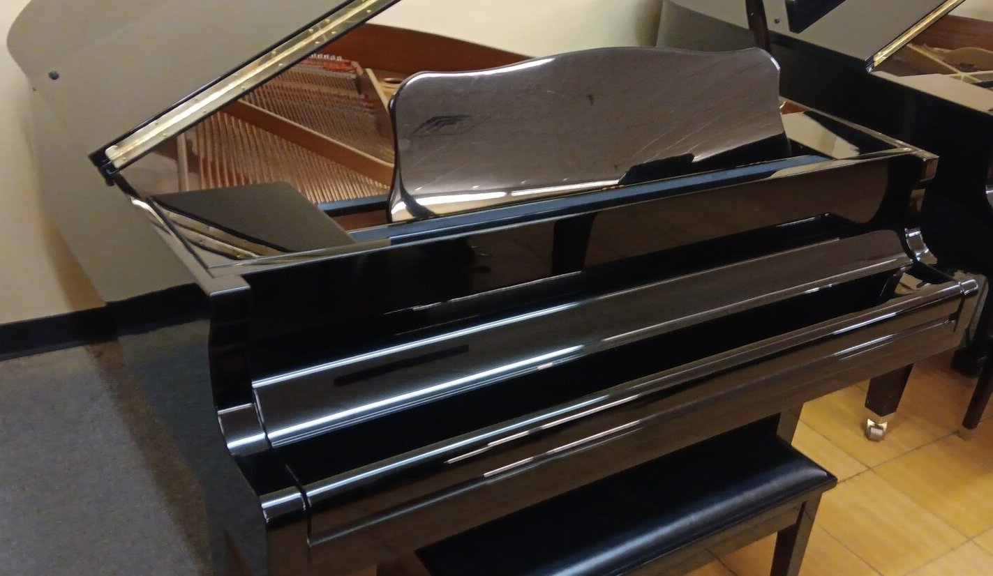 Yamaha 5'Baby Grand Piano - Image 13