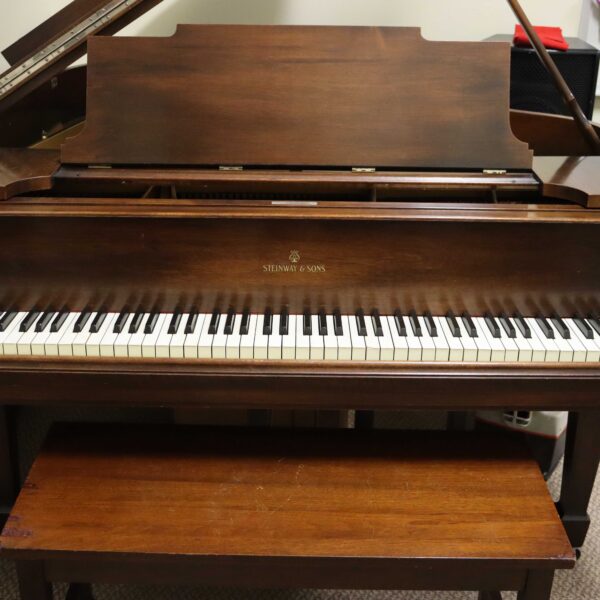 Steinway 5' 7" Baby Grand Piano