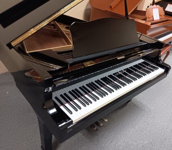 Yamaha 5’8” Baby Grand Piano - Image 5