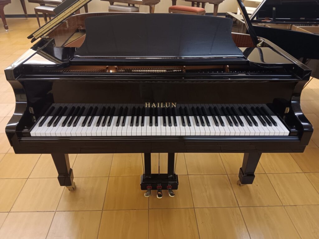 Hailun HG-178 - 5’ 10” Grand Piano - B Natural Pianos