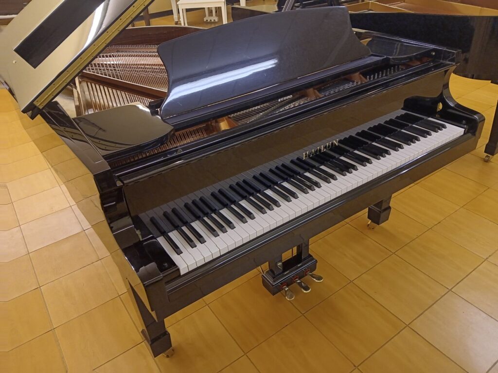Hailun HG-178 - 5’ 10” Grand Piano - B Natural Pianos