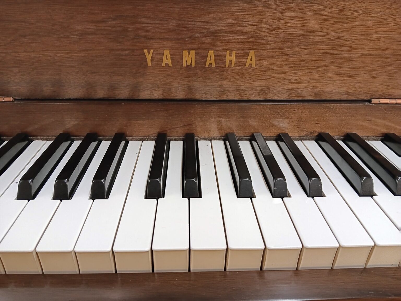 Yamaha Console Piano - B Natural Pianos