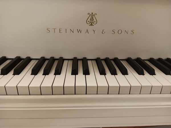 Steinway 5' 7" Baby Grand Piano - Image 3