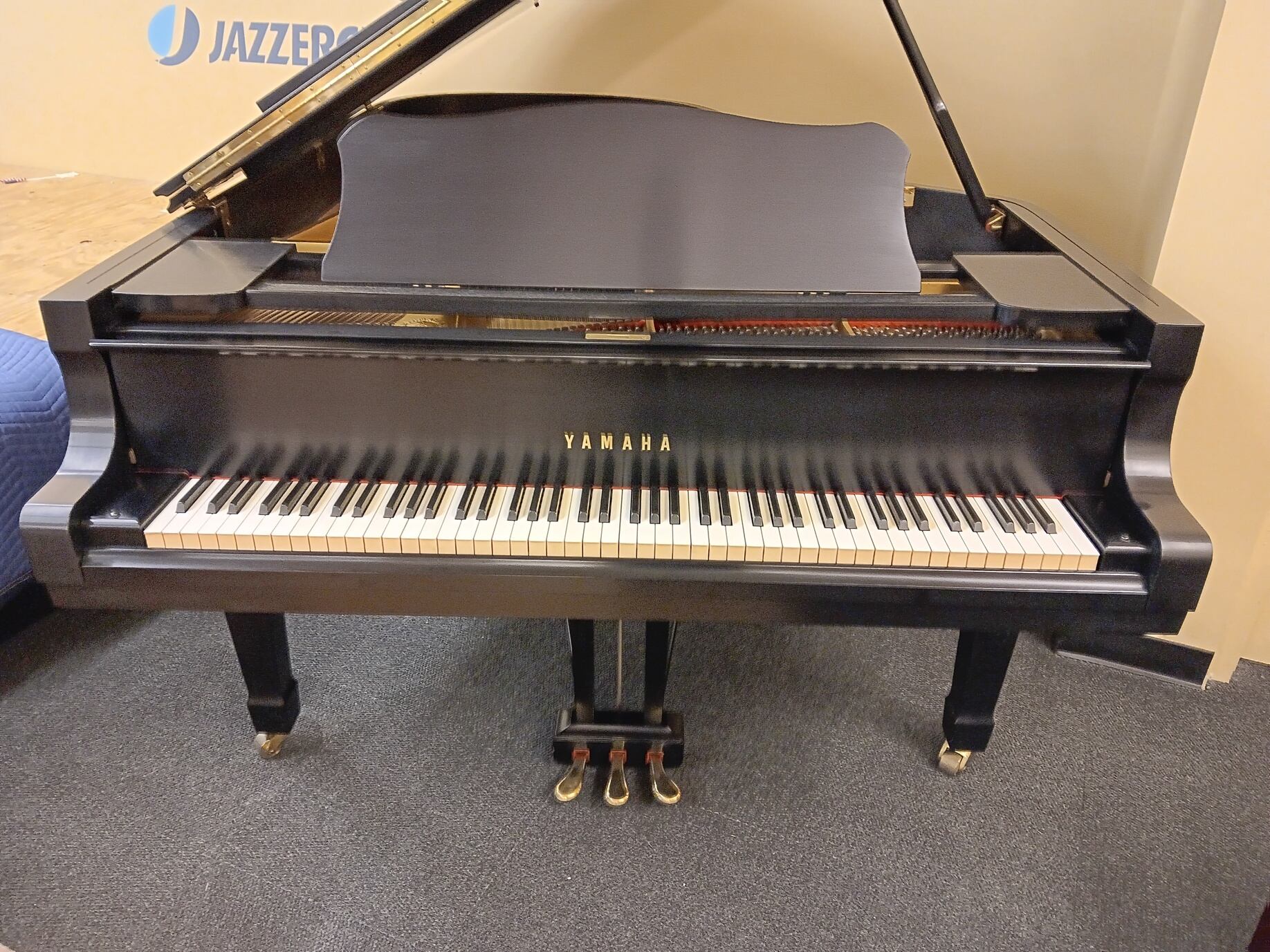 Used Yamaha Model C7 – 7’4” Conservatory Grand Piano