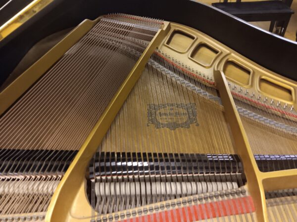 Yamaha 5’ 3” Baby Grand Piano - Image 4