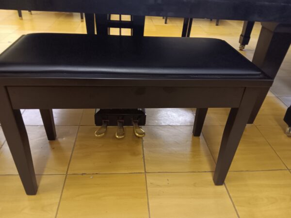 Yamaha 5’ 3” Baby Grand Piano - Image 2