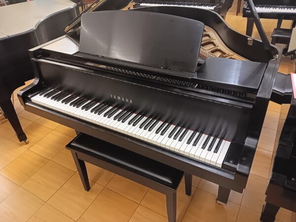 Yamaha 5’ 3” Baby Grand Piano - Image 13