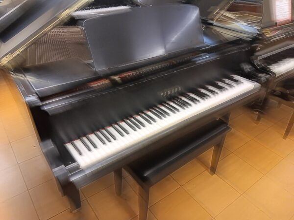 Yamaha 5’ 3” Baby Grand Piano - Image 12