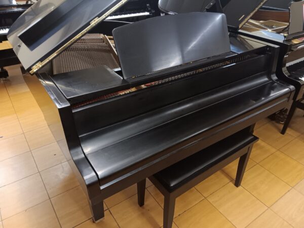 Yamaha 5’ 3” Baby Grand Piano - Image 11
