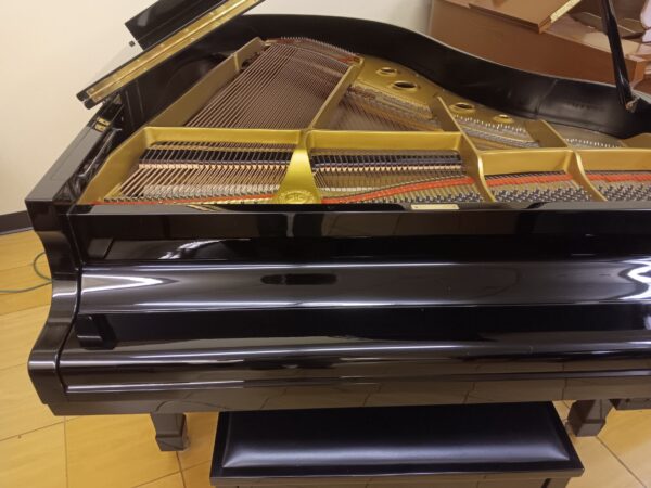 Yamaha 5’ 8” Baby Grand Piano - Image 12