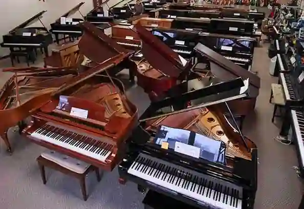 Over 140 New and Used Pianos in Stock