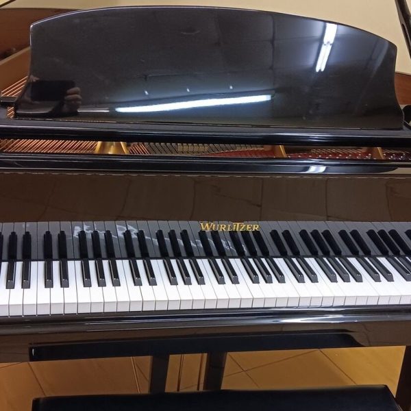 Wurlitzer 4’ 10” Baby Grand Piano