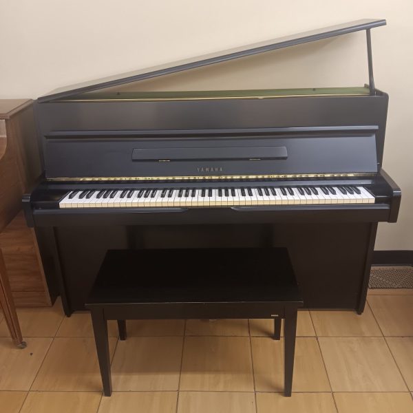 Yamaha 43” Console Piano